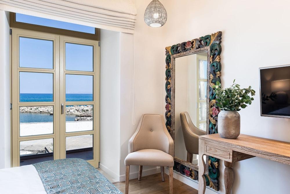 Avra Apartments Kolymbari Harbour Экстерьер фото